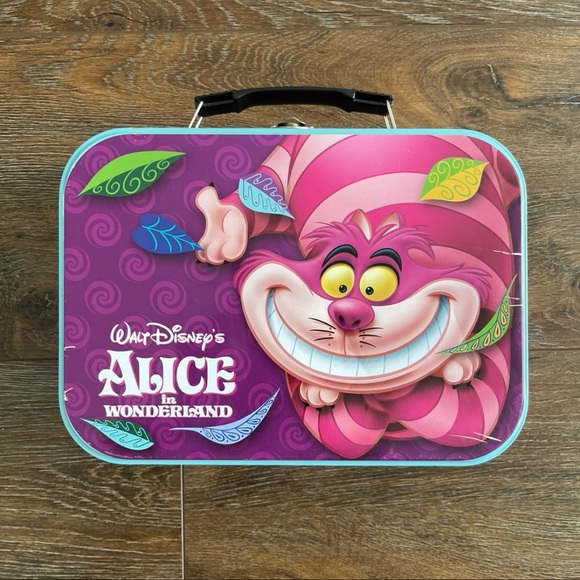 Disney Alice in Wonderland Lunchbox - Picture 1 of 11